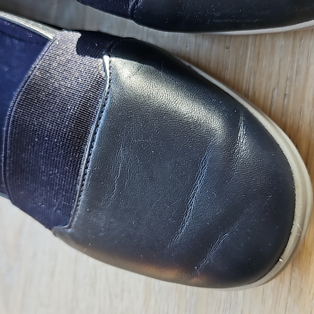Easy Spirit Leather Slip On Flats Size 7M - Picture 5 of 9